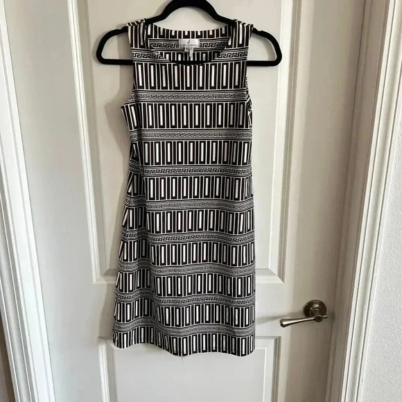 Jude Connally Beth XS Brown and White stretch Pattern Dress - Picture 2 of 5